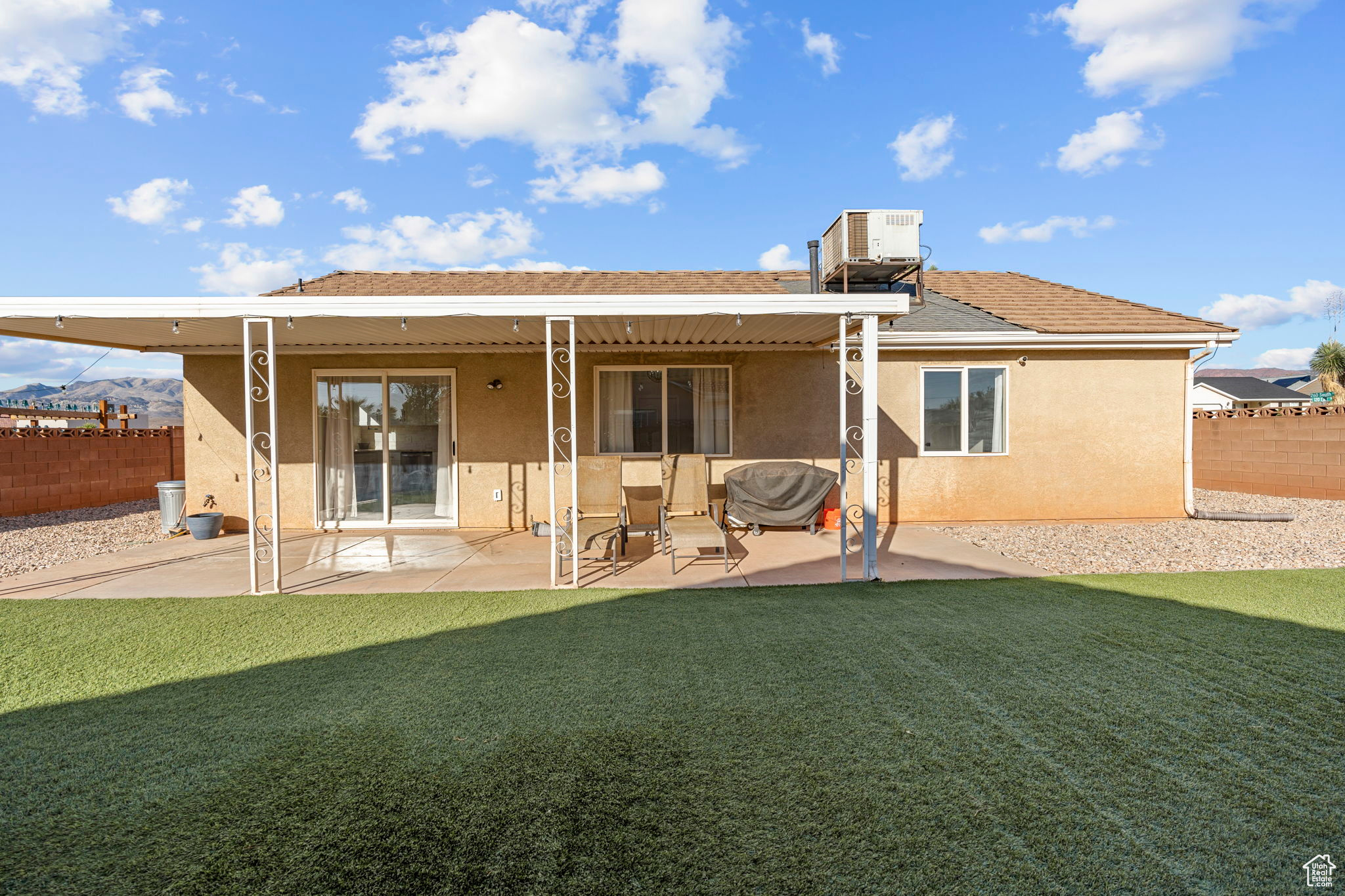 ROUNDY RANCHES 3 - Residential