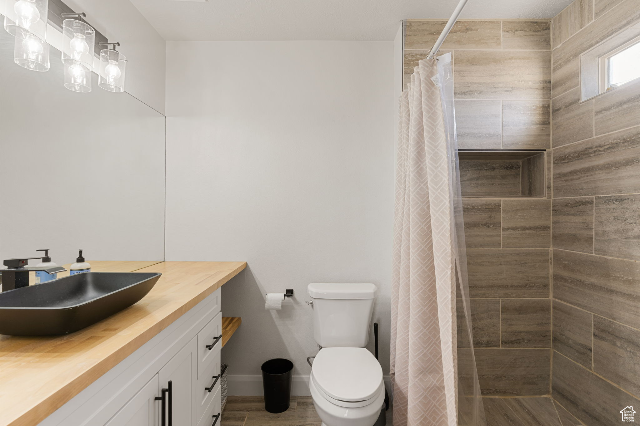 ROUNDY RANCHES 3 - Residential