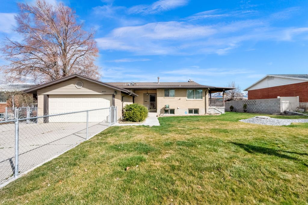 Photo of 4535 S DRIFTWOOD DR W, Taylorsville, UT 84123 (MLS # 2142659)