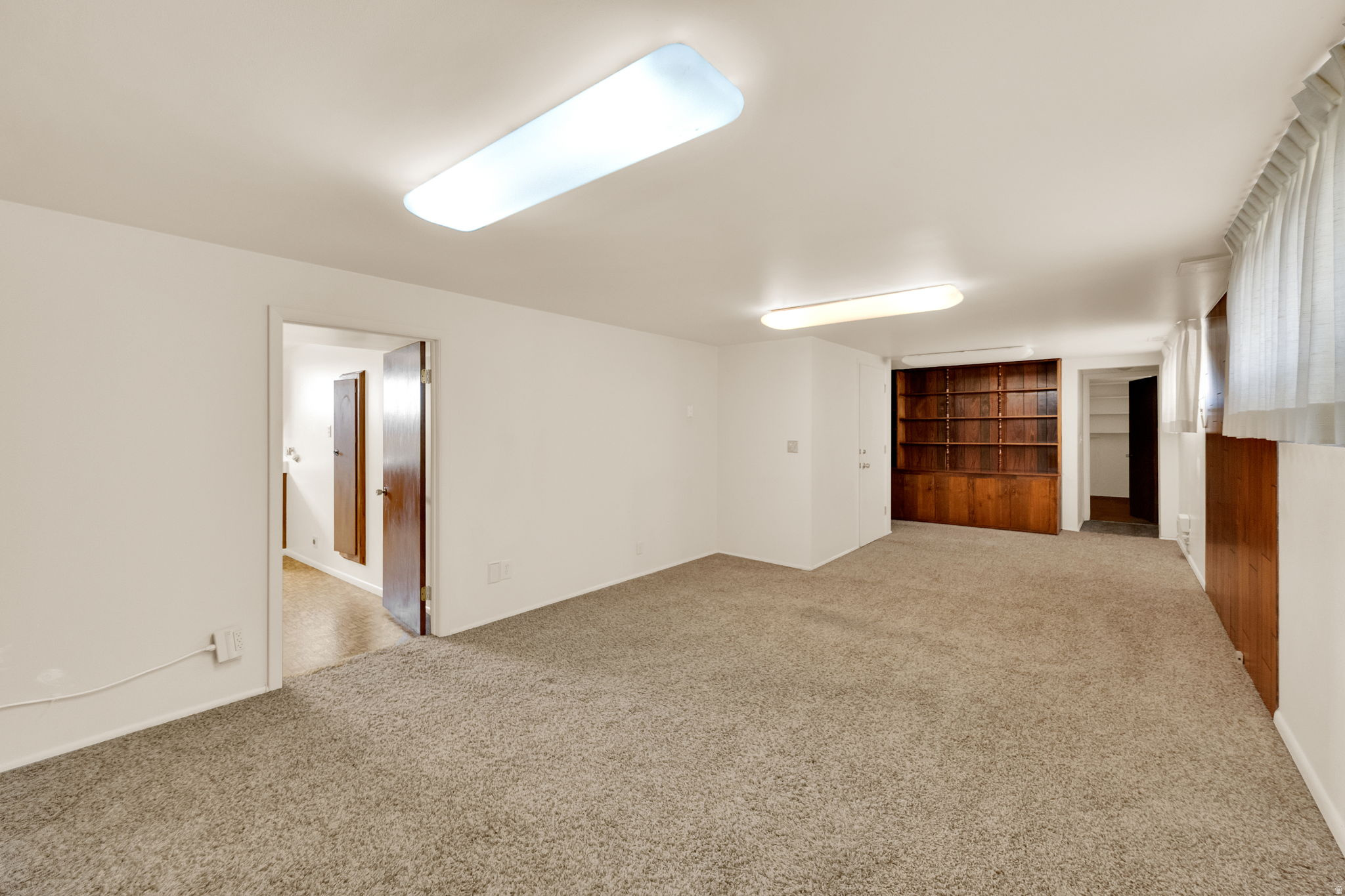 MEADOWBROOK FARMS - Residential