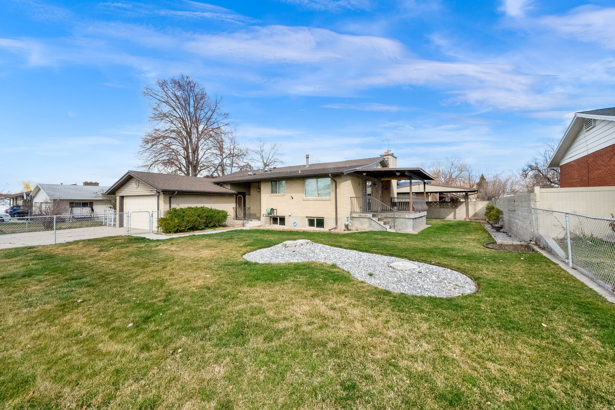 MEADOWBROOK FARMS - Residential