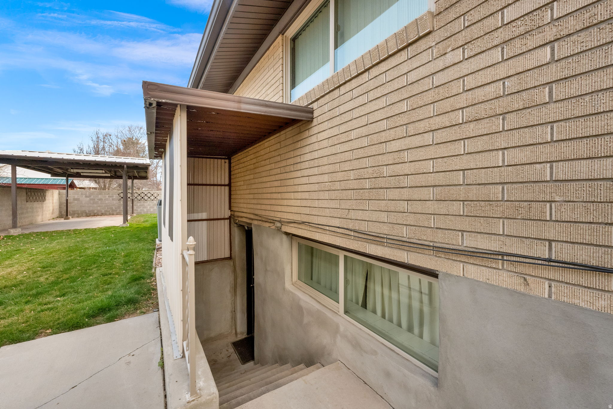 MEADOWBROOK FARMS - Residential