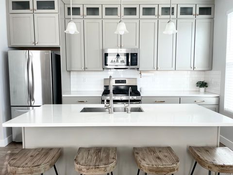 Tiny photo for 5261 W BOWSTRING WAY S, South Jordan, UT 84009 (MLS # 2124316)