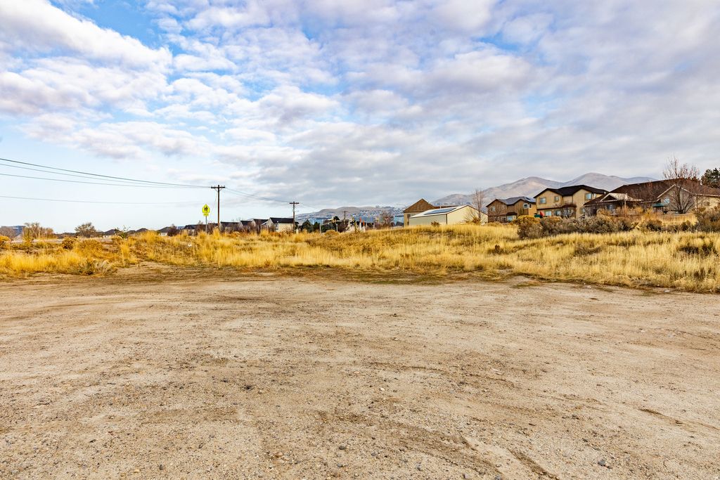 Photo of 2600 N 1200 W #6, Lehi, UT 84043 (MLS # 2127648)