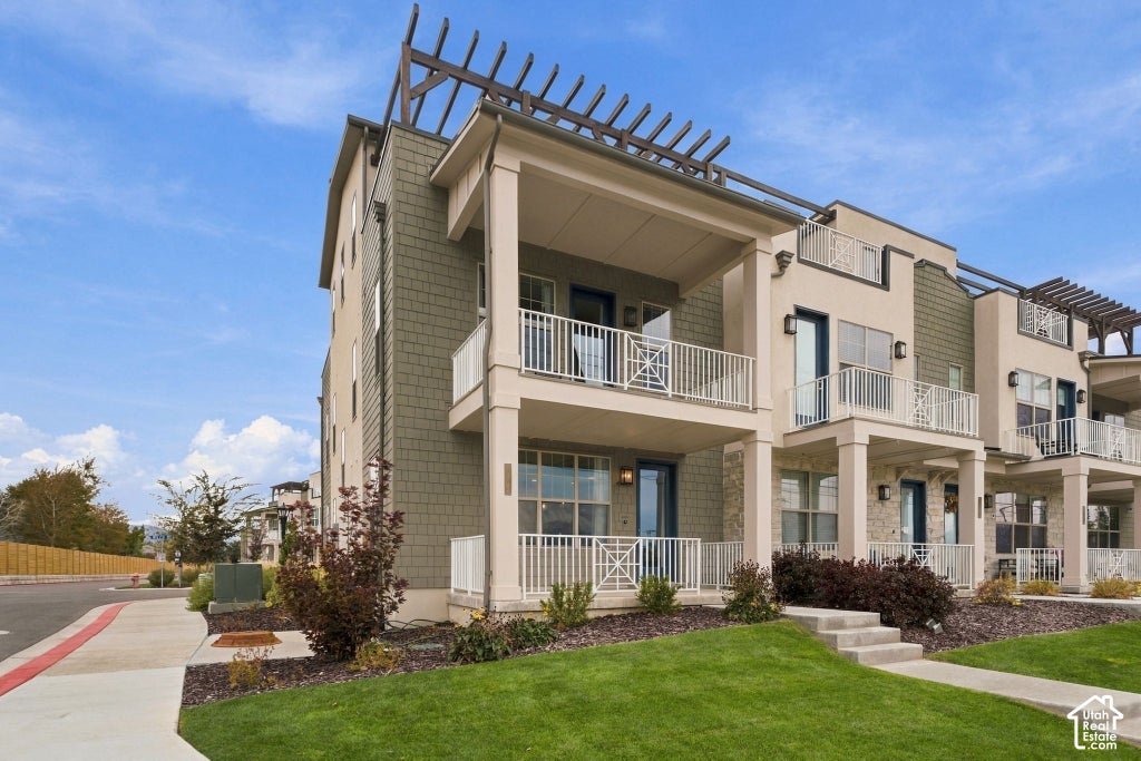 Photo of 5427 S WILCO WAY, Murray, UT 84123 (MLS # 2192994)