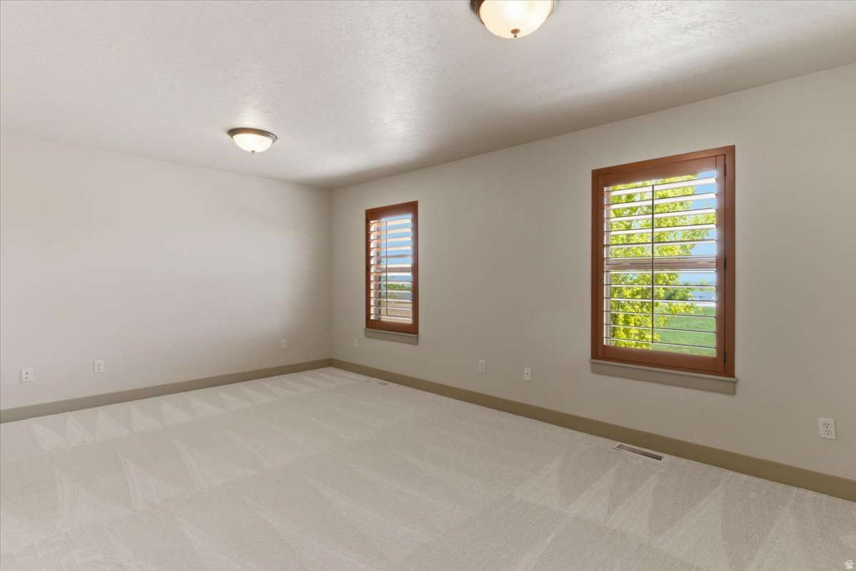 MOUNT LOAFER VIEW - Residential