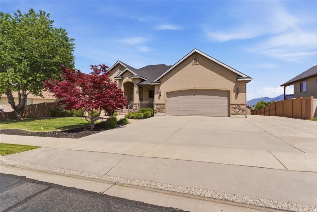 Photo of 431 E 960 S, Salem, UT 84653 (MLS # 2157110)