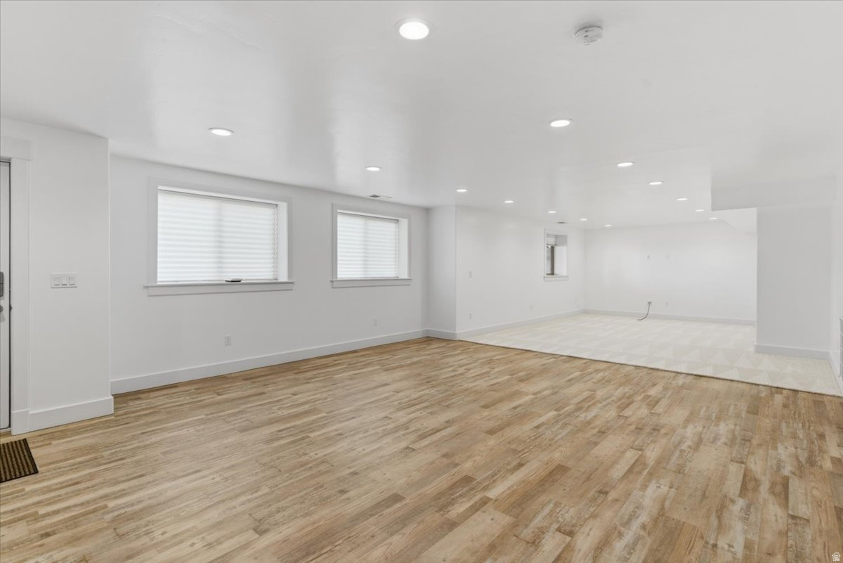 MOUNT LOAFER VIEW - Residential