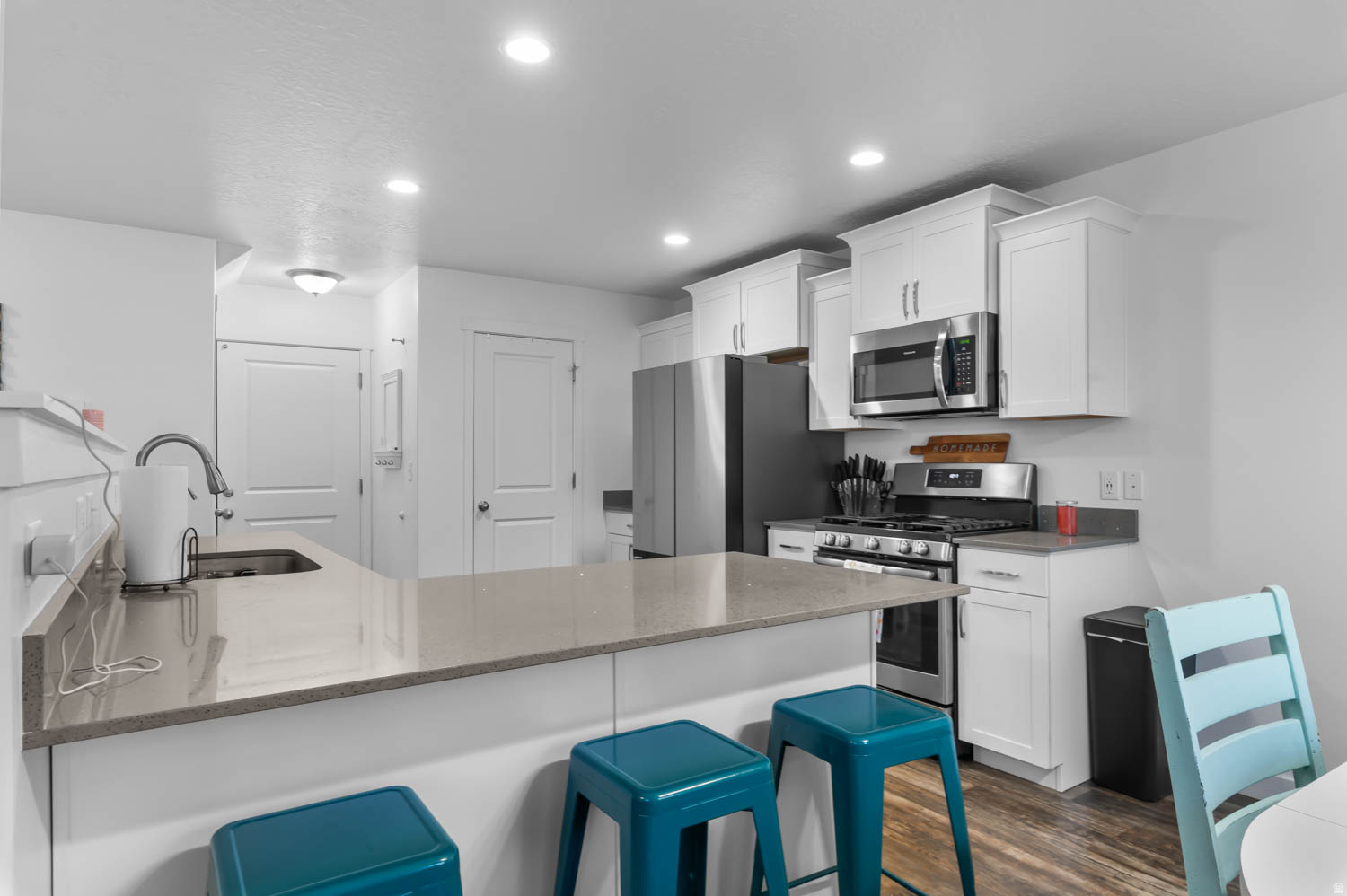 LEGACY FARMS - Residential