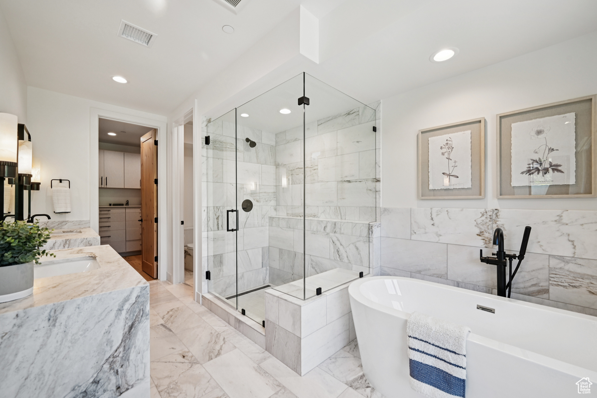 WHITEPINECANYONVILG - Residential