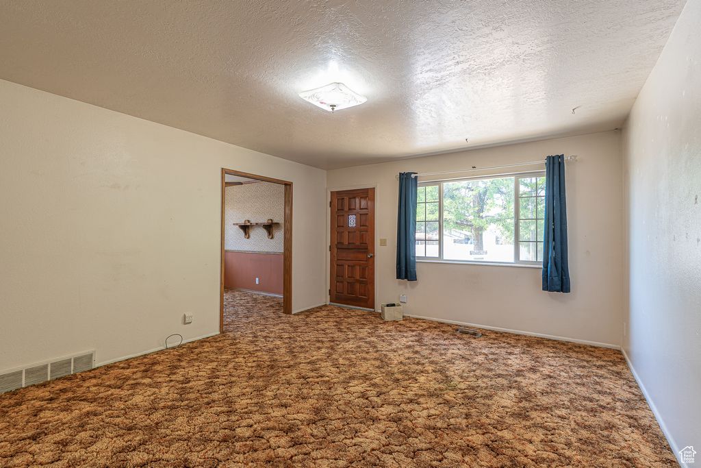 Photo of 570 N 400 W, Logan, UT 84321 (MLS # 2096347)