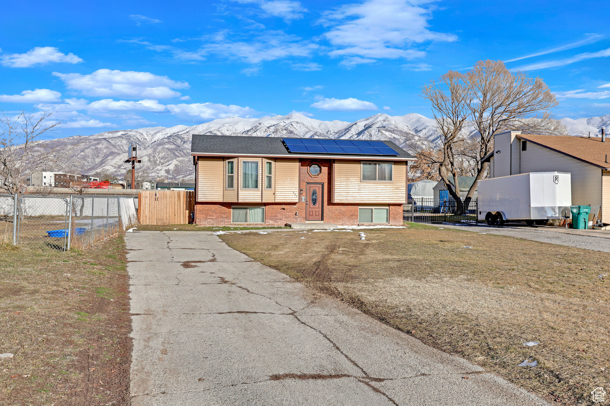 983 S 225, Layton, Utah image 2