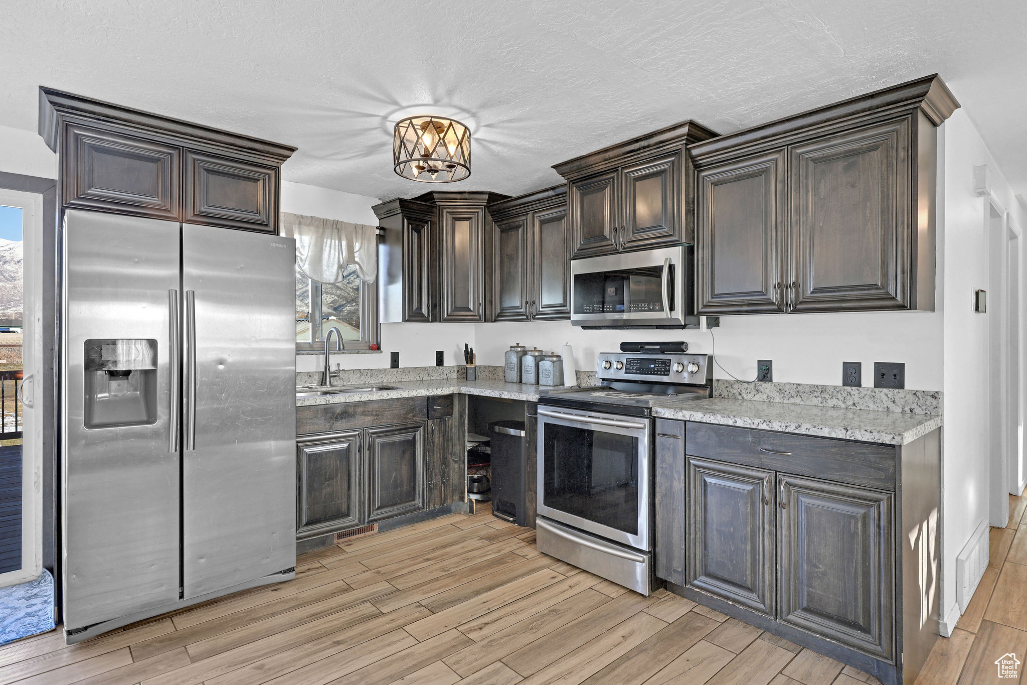 983 S 225, Layton, Utah image 8