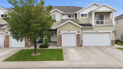 Townhouse For Sale - 3731 N Prairie Grass Dr<br/> Lehi, UT 84048