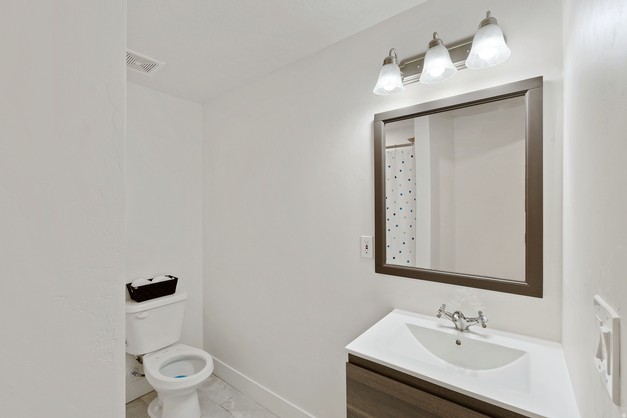 EASTLAND ESTATES - Residential