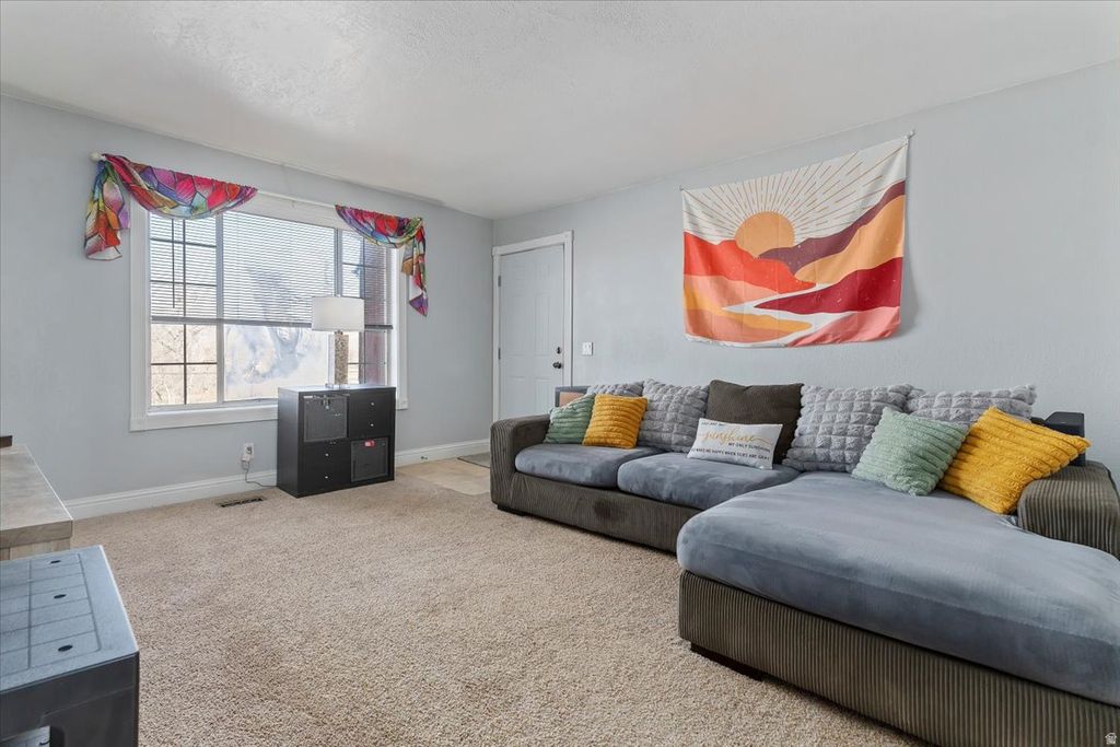 Photo of 1411 W 400 S #3A, Salt Lake City, UT 84104 (MLS # 2133693)