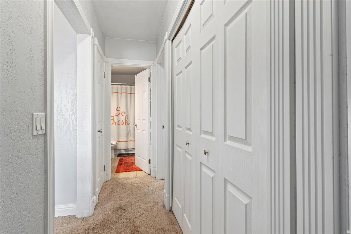 VILLA MONTAIGE COND - Residential