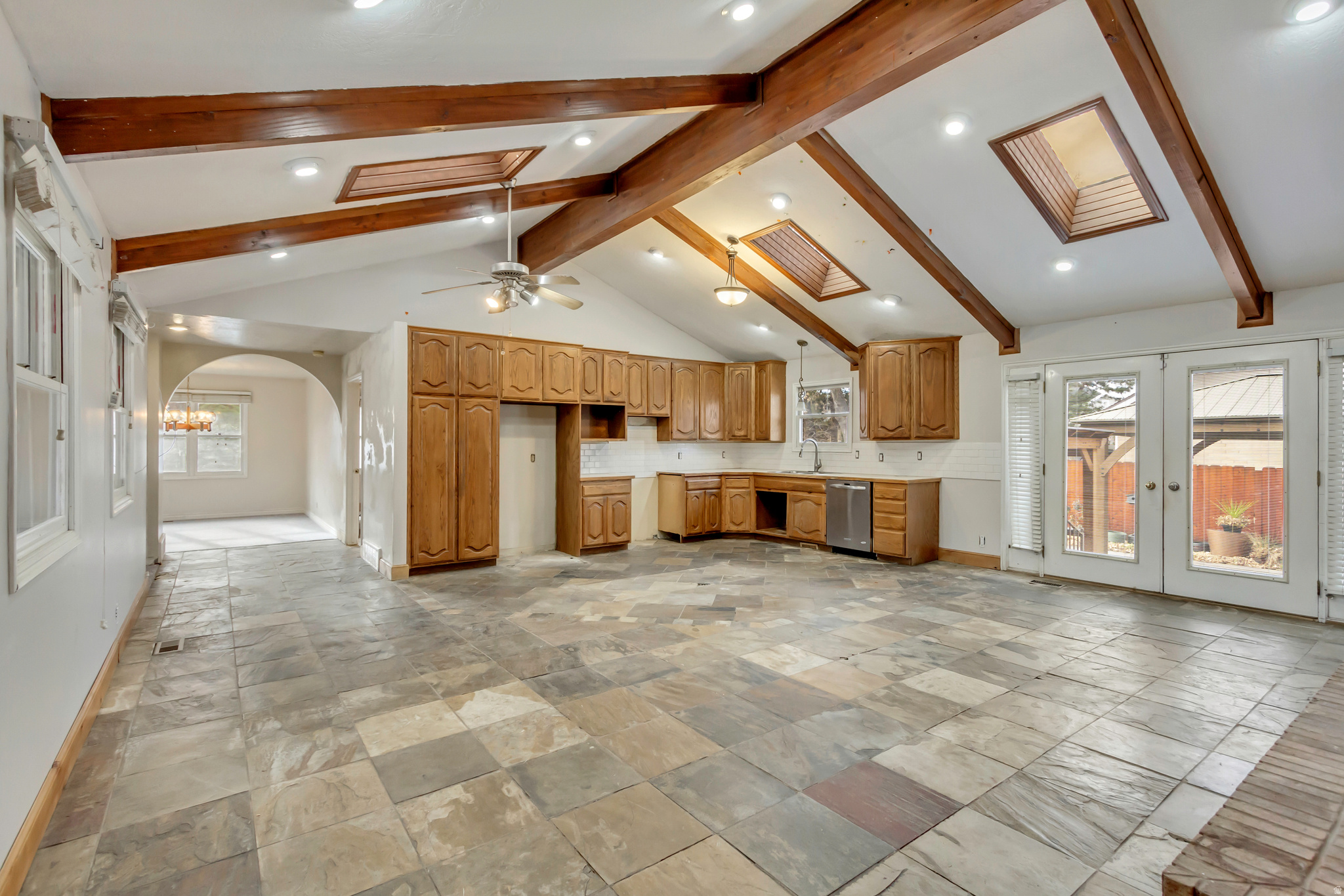 WALNUT BROOK - Residential