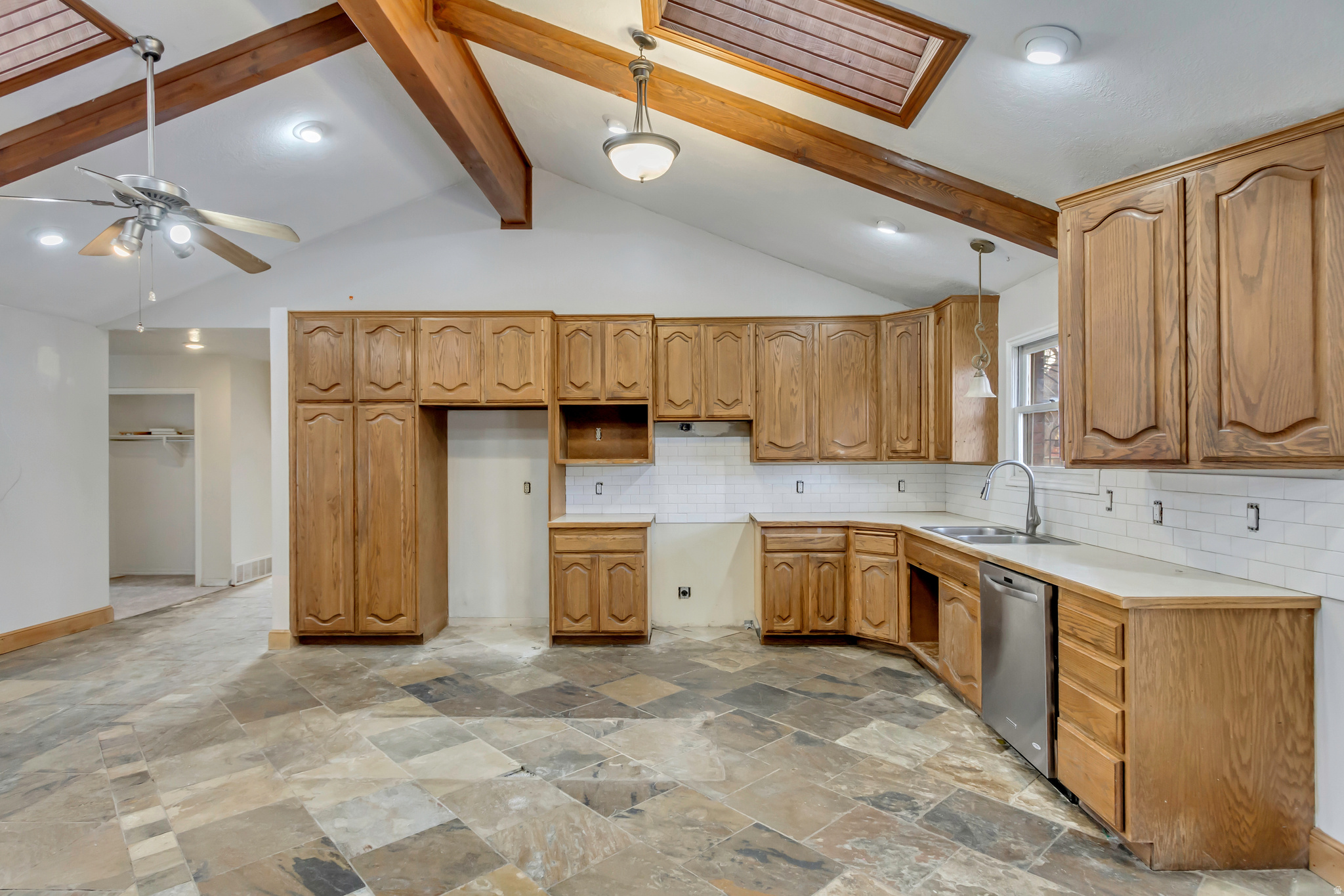 WALNUT BROOK - Residential