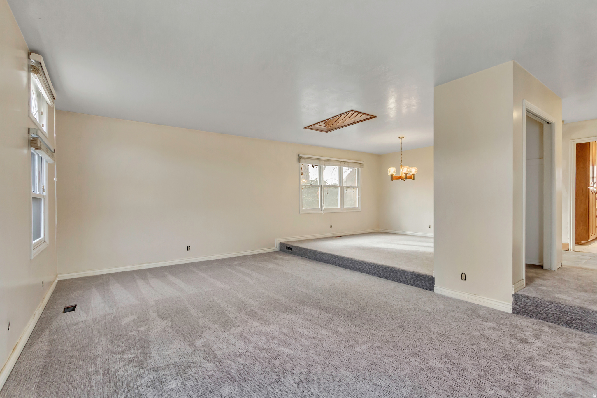 WALNUT BROOK - Residential