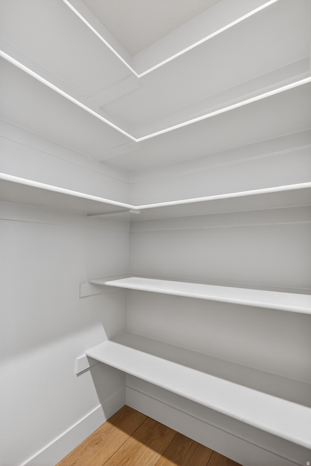 DIAMOND E - Residential