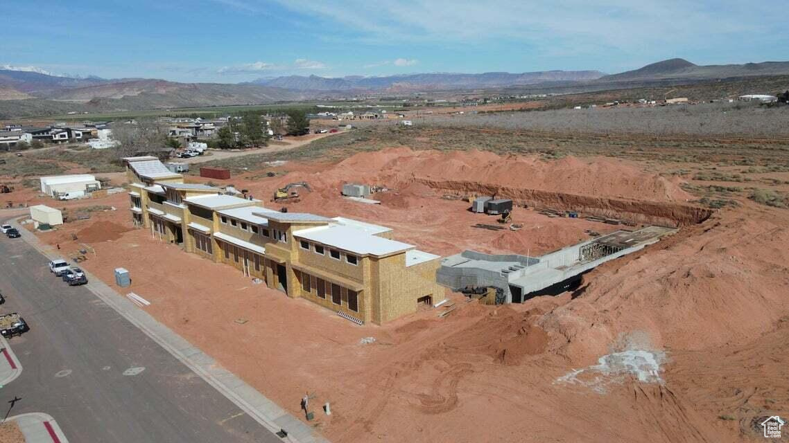 PECAN VALLEY - Residential