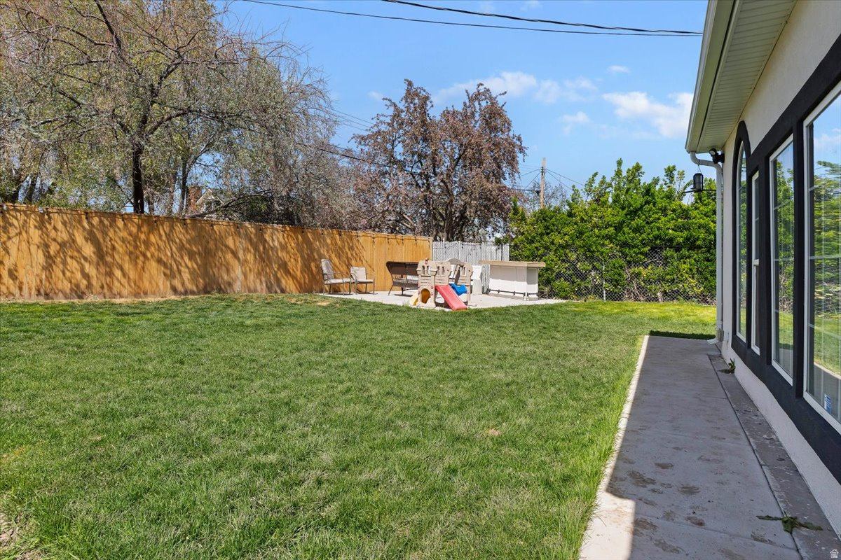 MEADOWBROOK FARMS - Residential