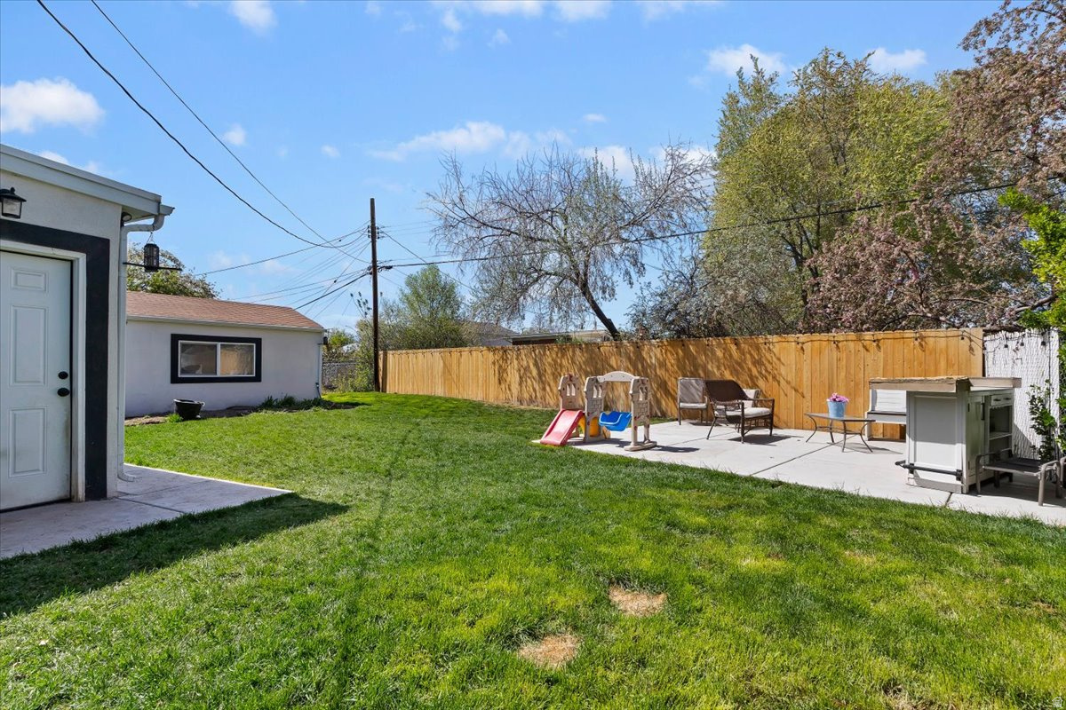 MEADOWBROOK FARMS - Residential