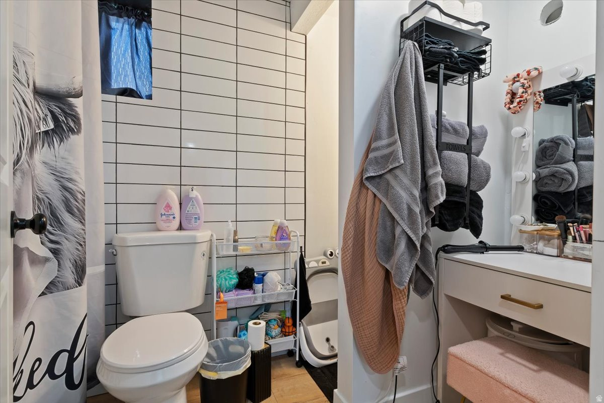 MEADOWBROOK FARMS - Residential