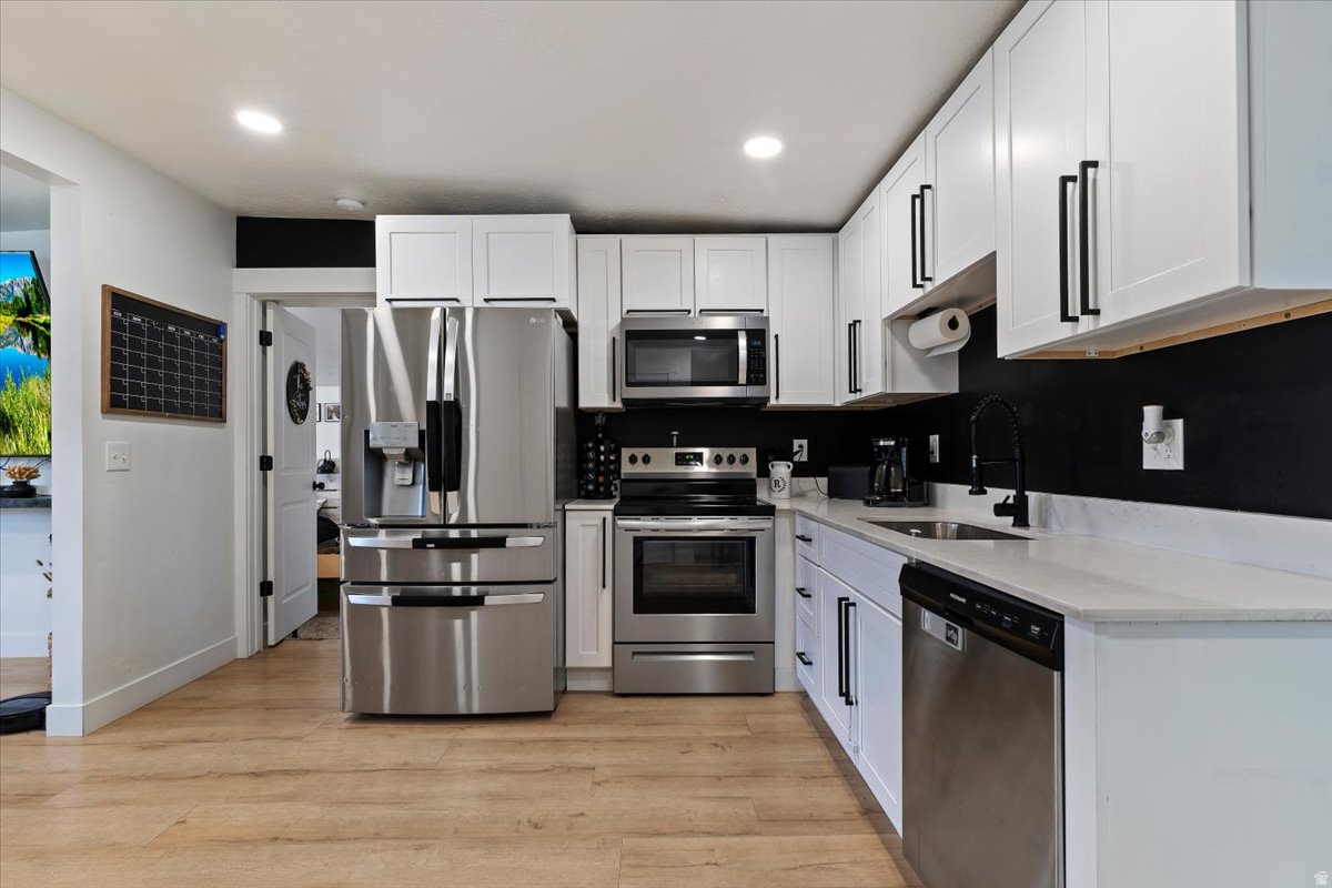 MEADOWBROOK FARMS - Residential