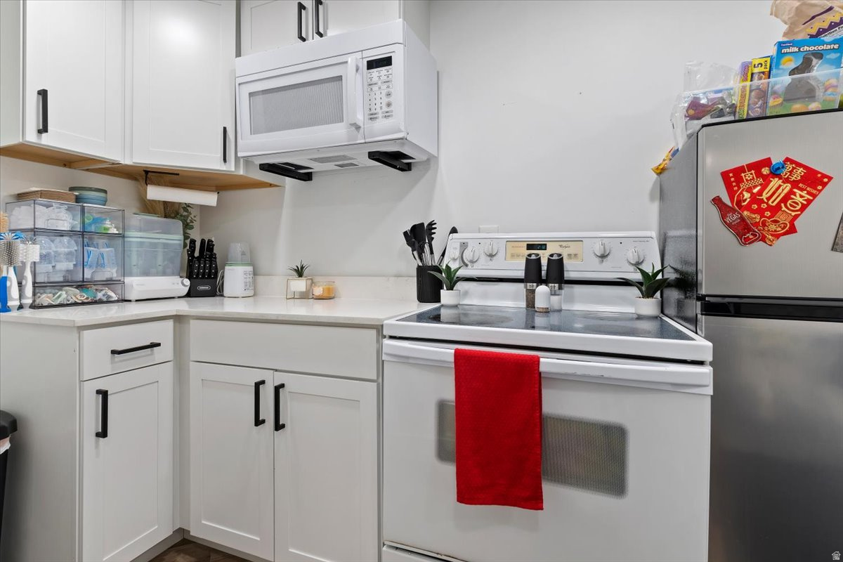 MEADOWBROOK FARMS - Residential