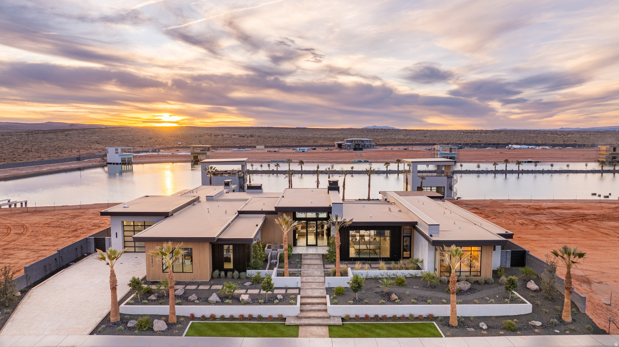 SOUTHERN SHORES - Residential