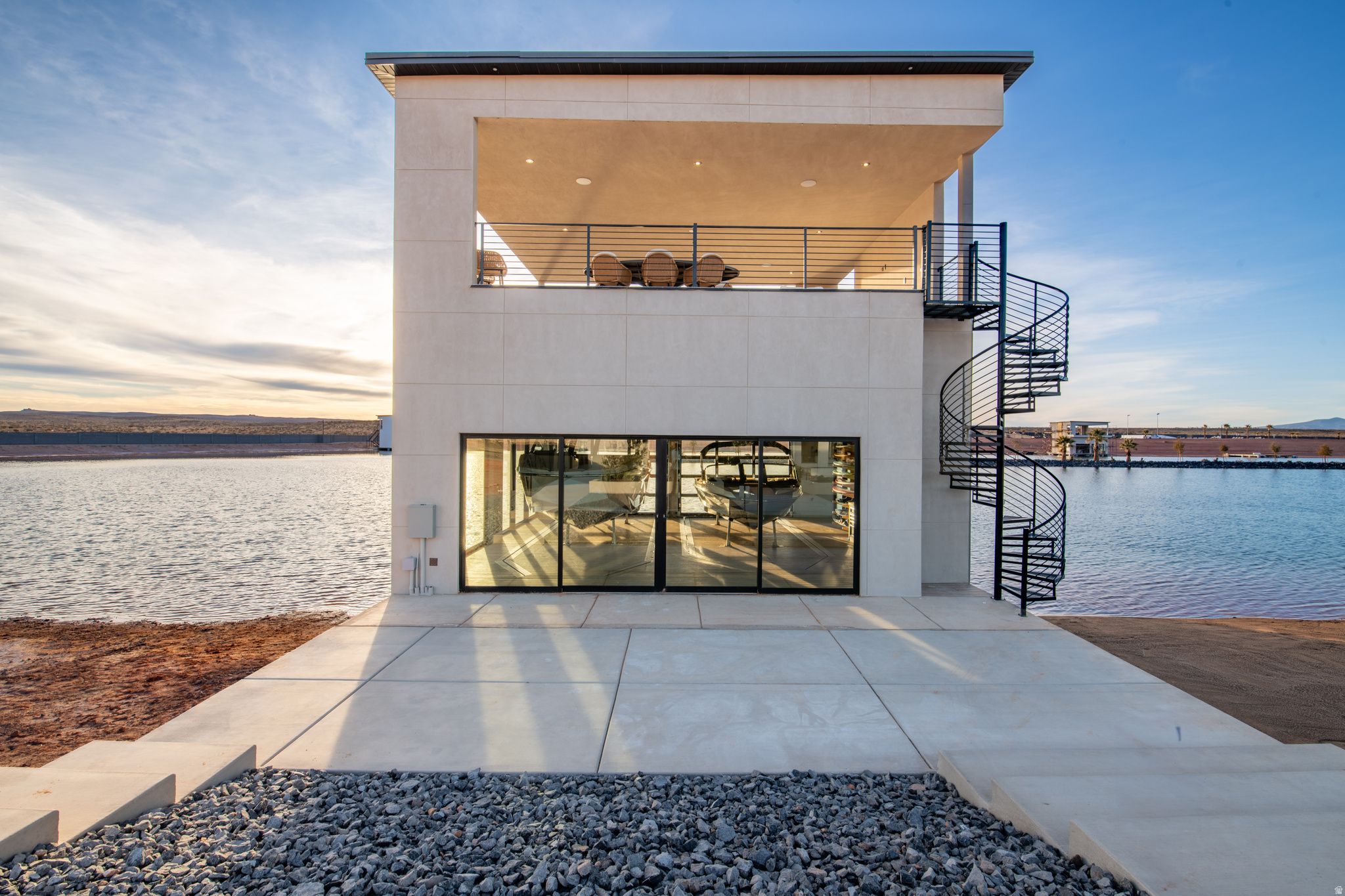 SOUTHERN SHORES - Residential