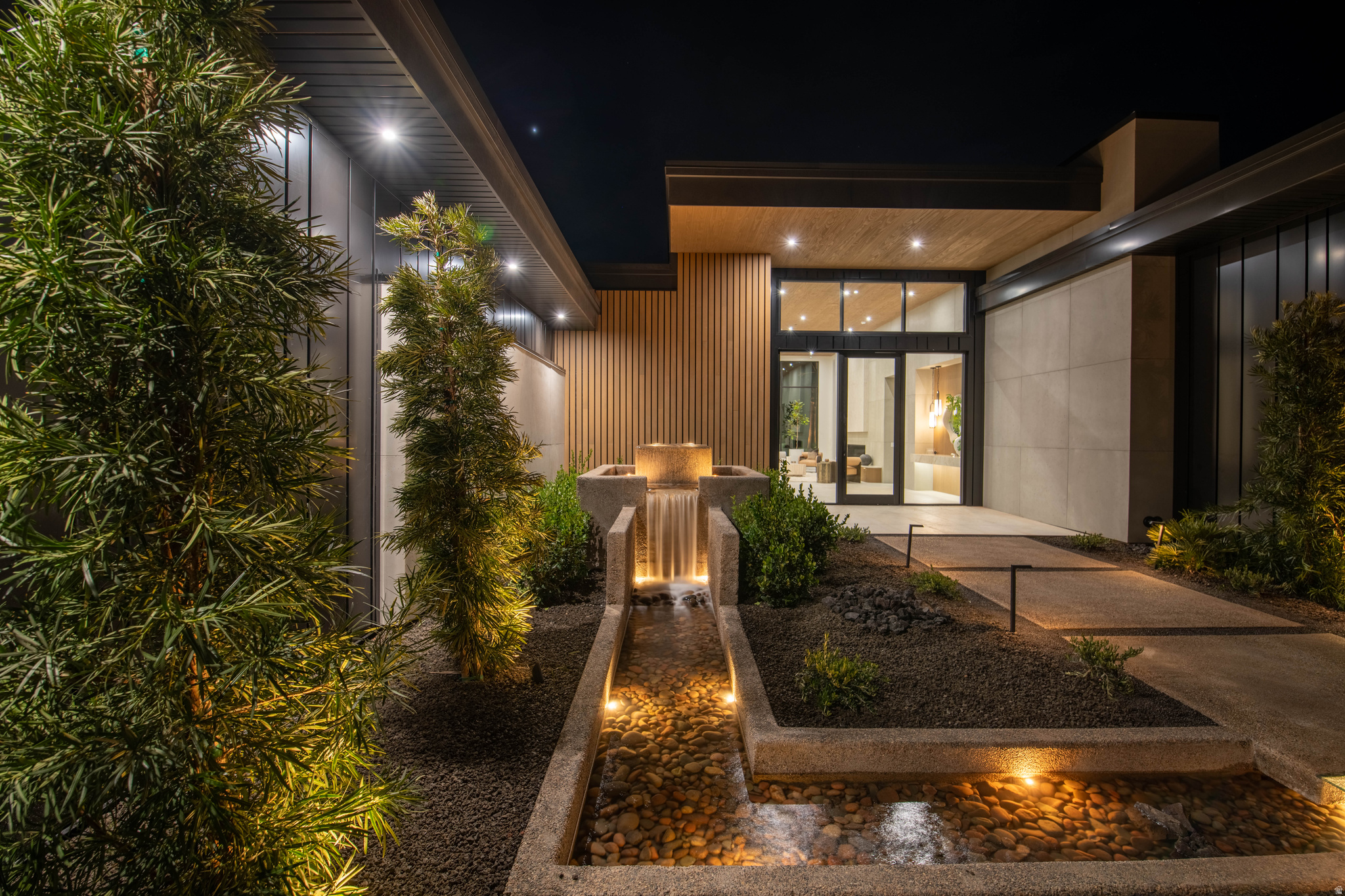 SOUTHERN SHORES - Residential