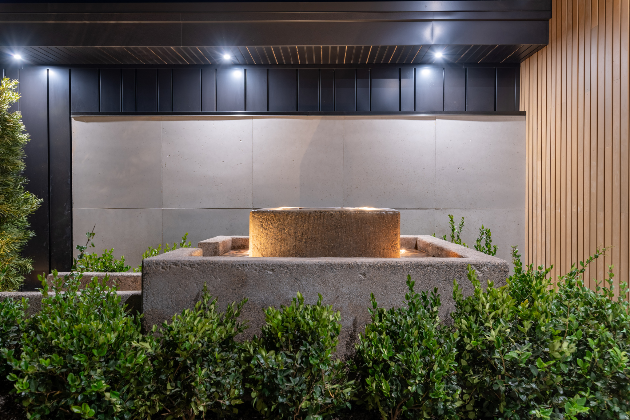 SOUTHERN SHORES - Residential