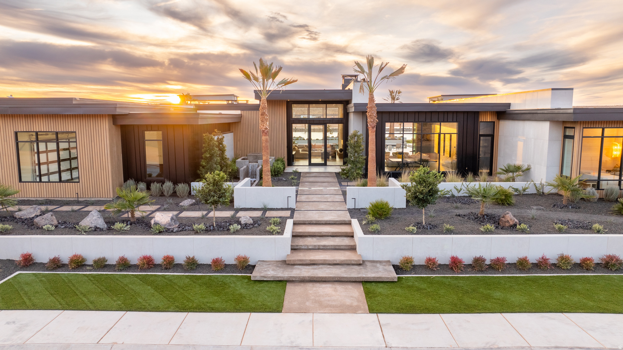 SOUTHERN SHORES - Residential