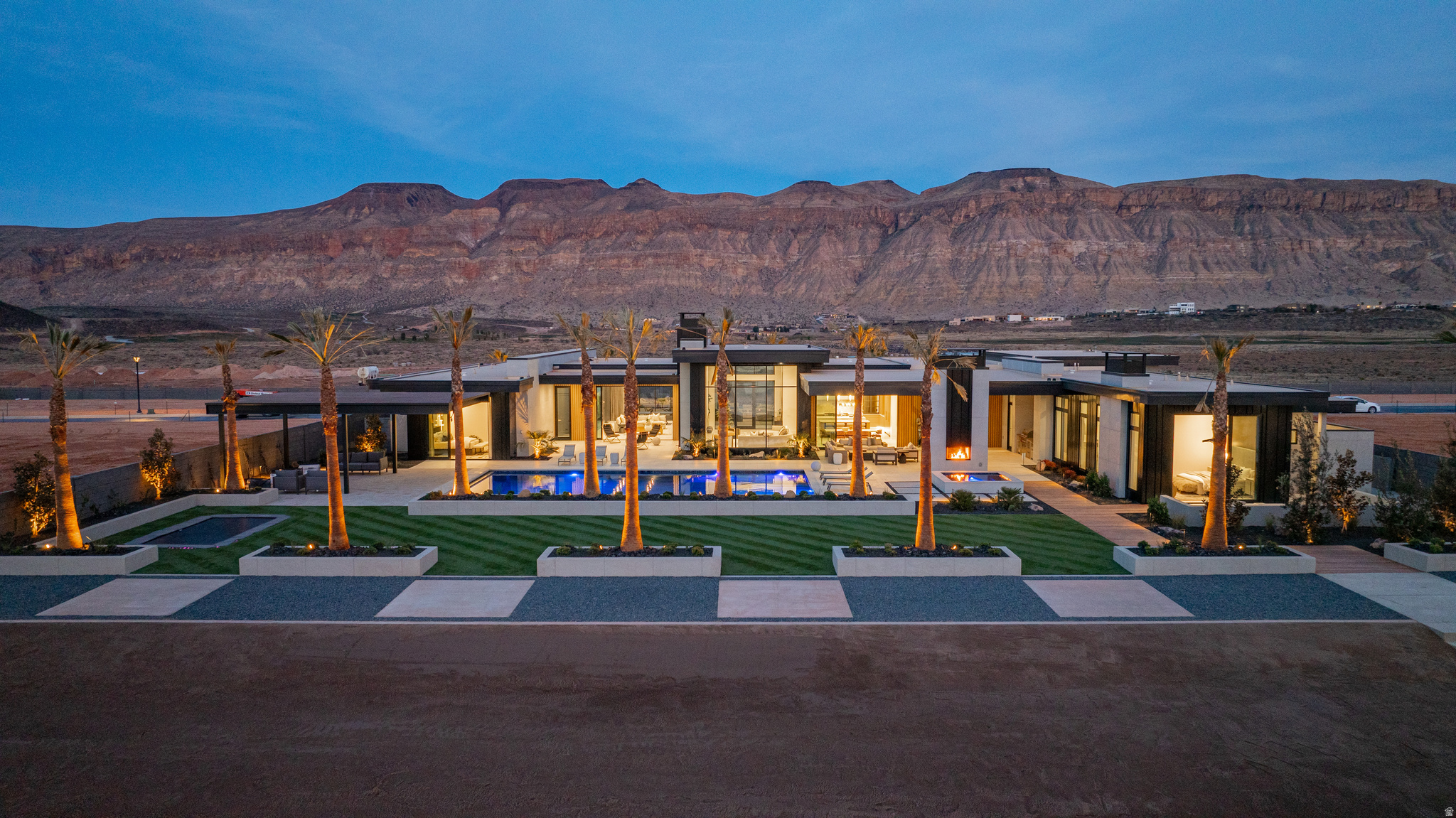 SOUTHERN SHORES - Residential