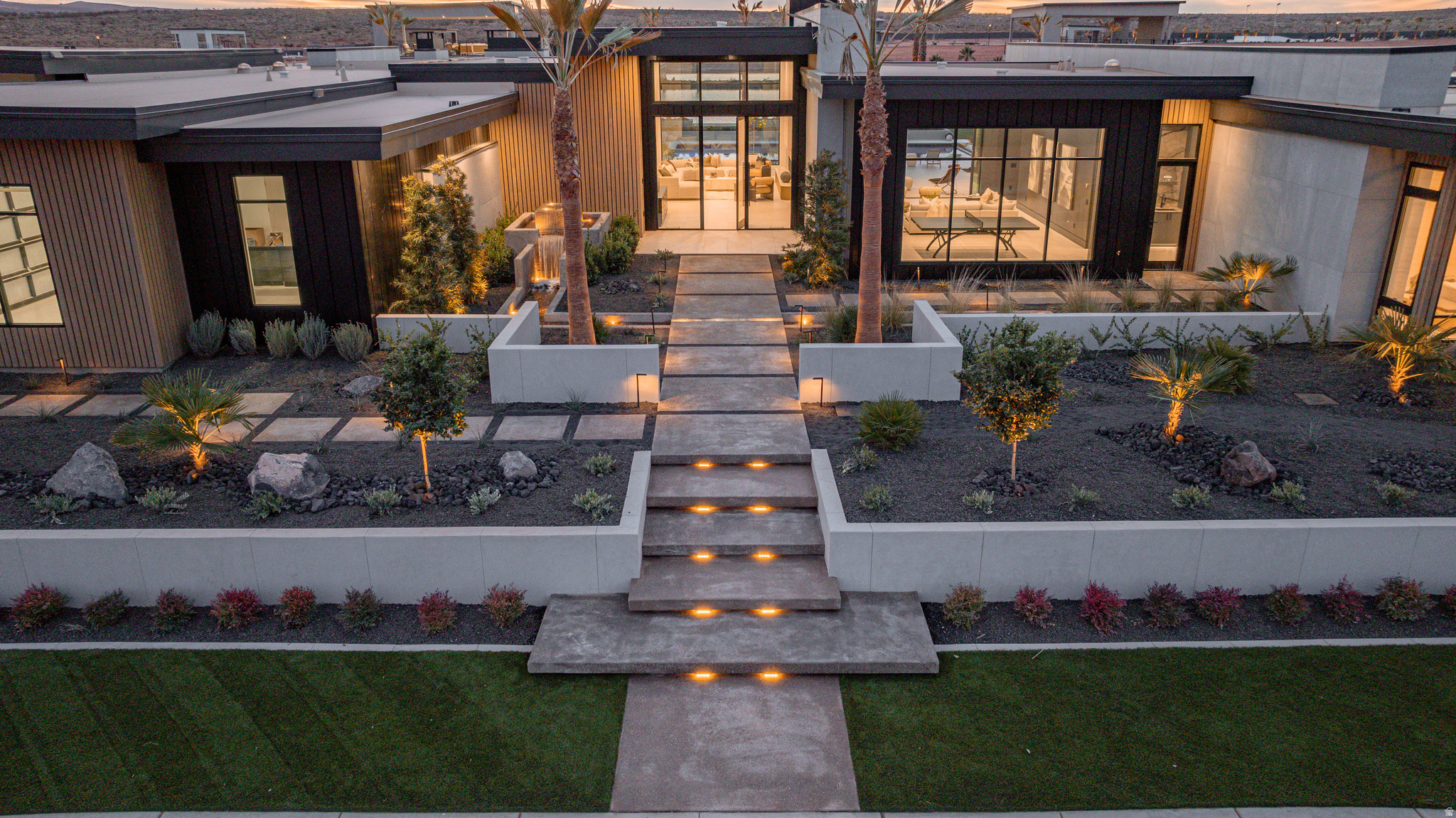 SOUTHERN SHORES - Residential