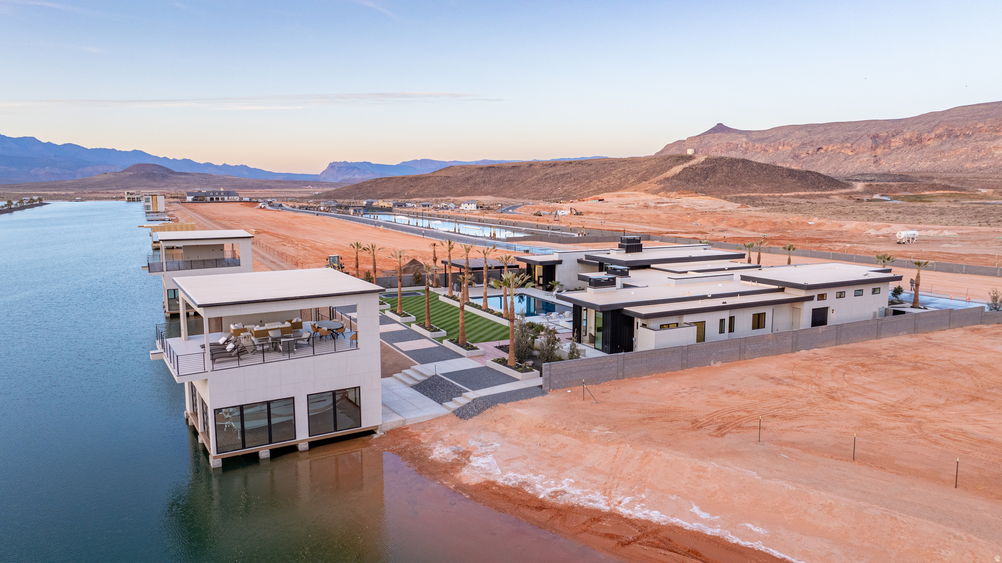 SOUTHERN SHORES - Residential