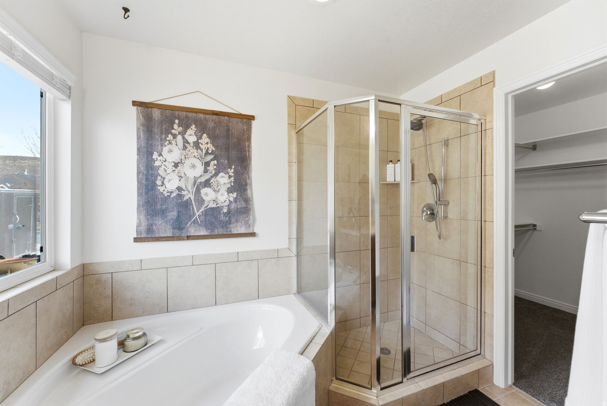 LONE TREE AT CIRCLE FIVE RANCH - Residential