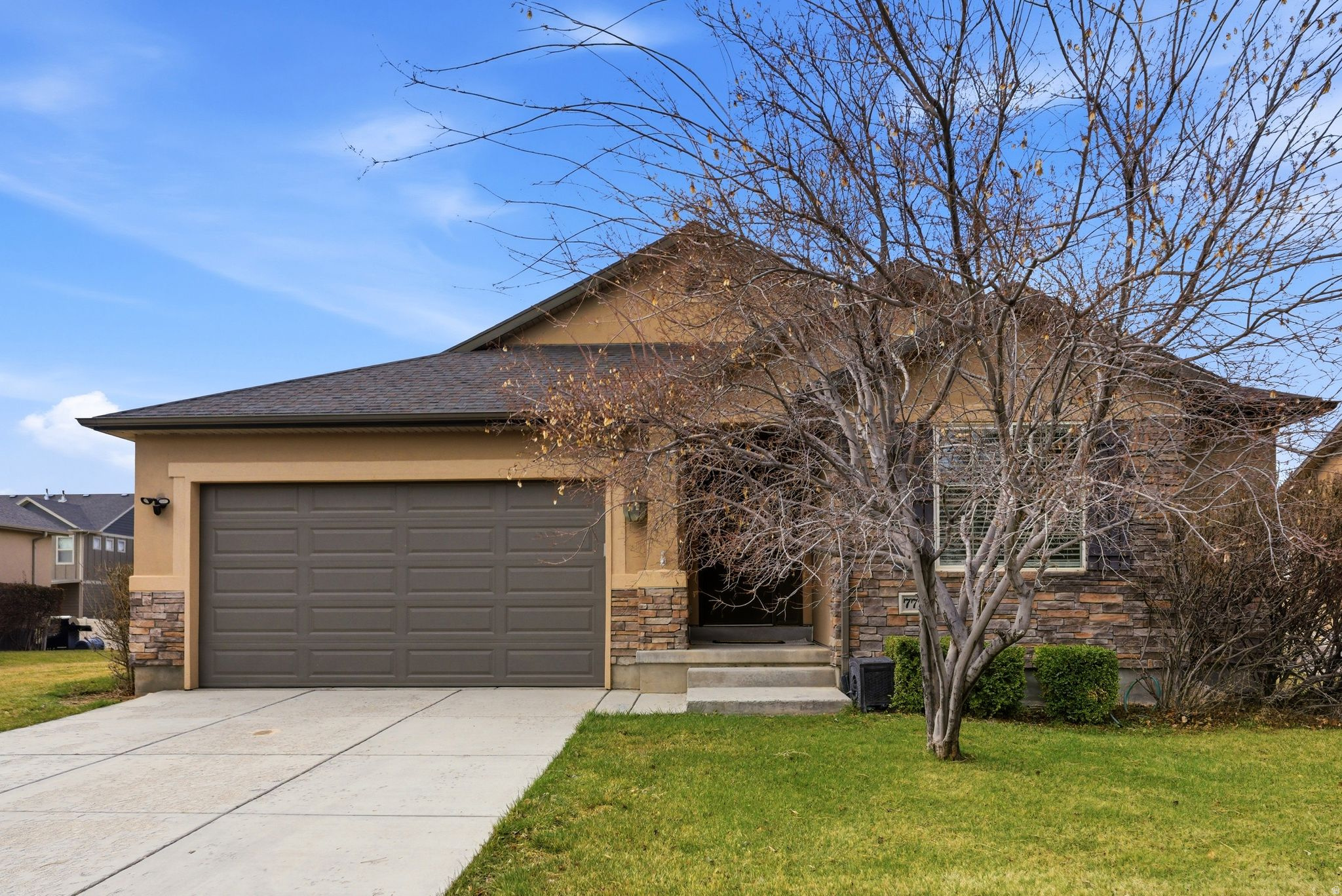 LONE TREE AT CIRCLE FIVE RANCH - Residential