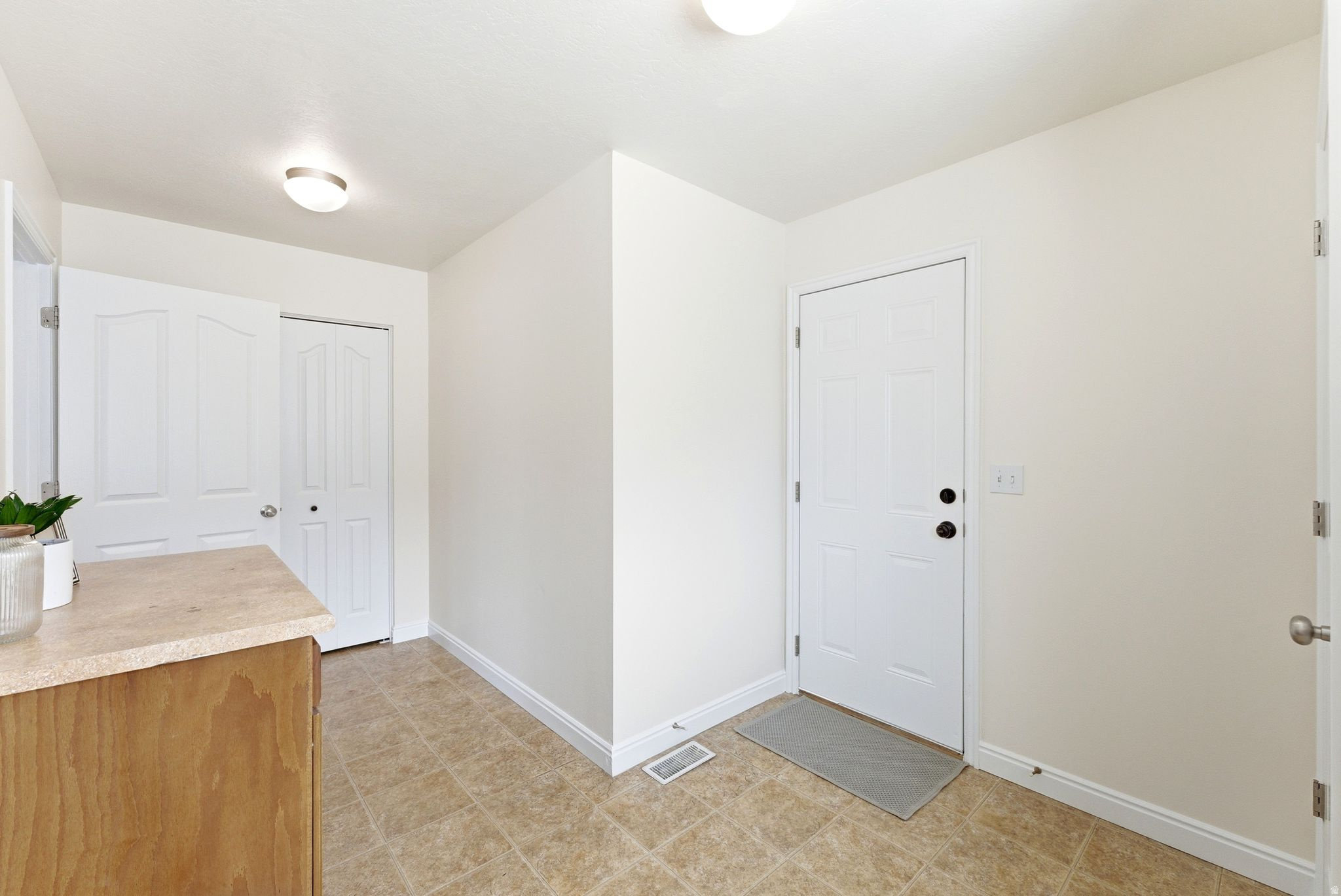 LONE TREE AT CIRCLE FIVE RANCH - Residential