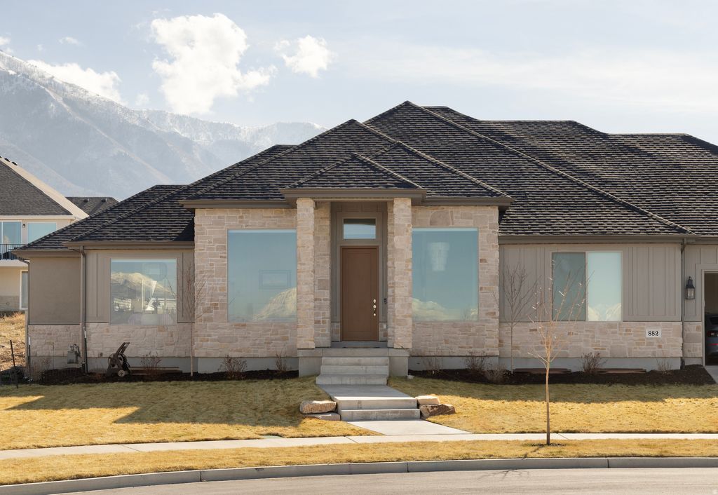 Photo of 817 E RIDGE VIEW DR #77, Salem, UT 84653 (MLS # 2154363)