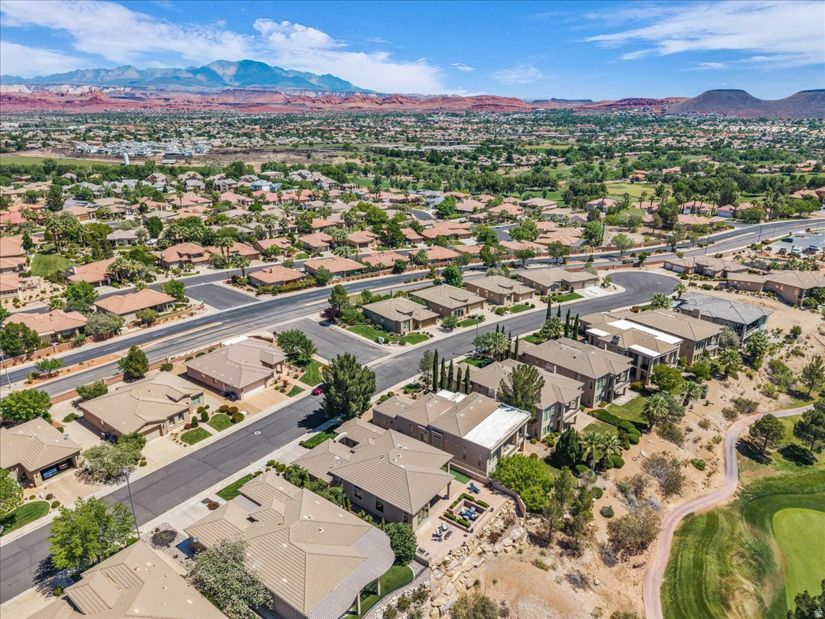 SANTA MARIA AT SUNBROOK 2 - Residential