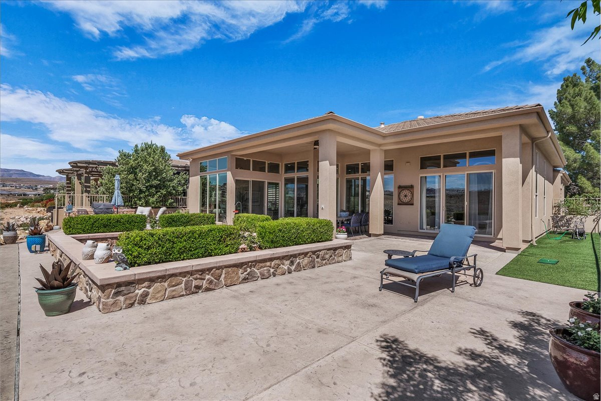 SANTA MARIA AT SUNBROOK 2 - Residential