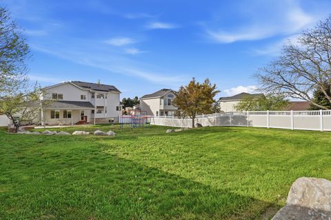 Tiny photo for 684 E 2900 N, North Ogden, UT 84414 (MLS # 2147483)