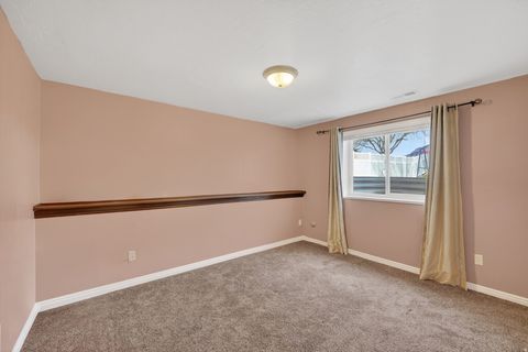Tiny photo for 684 E 2900 N, North Ogden, UT 84414 (MLS # 2147483)
