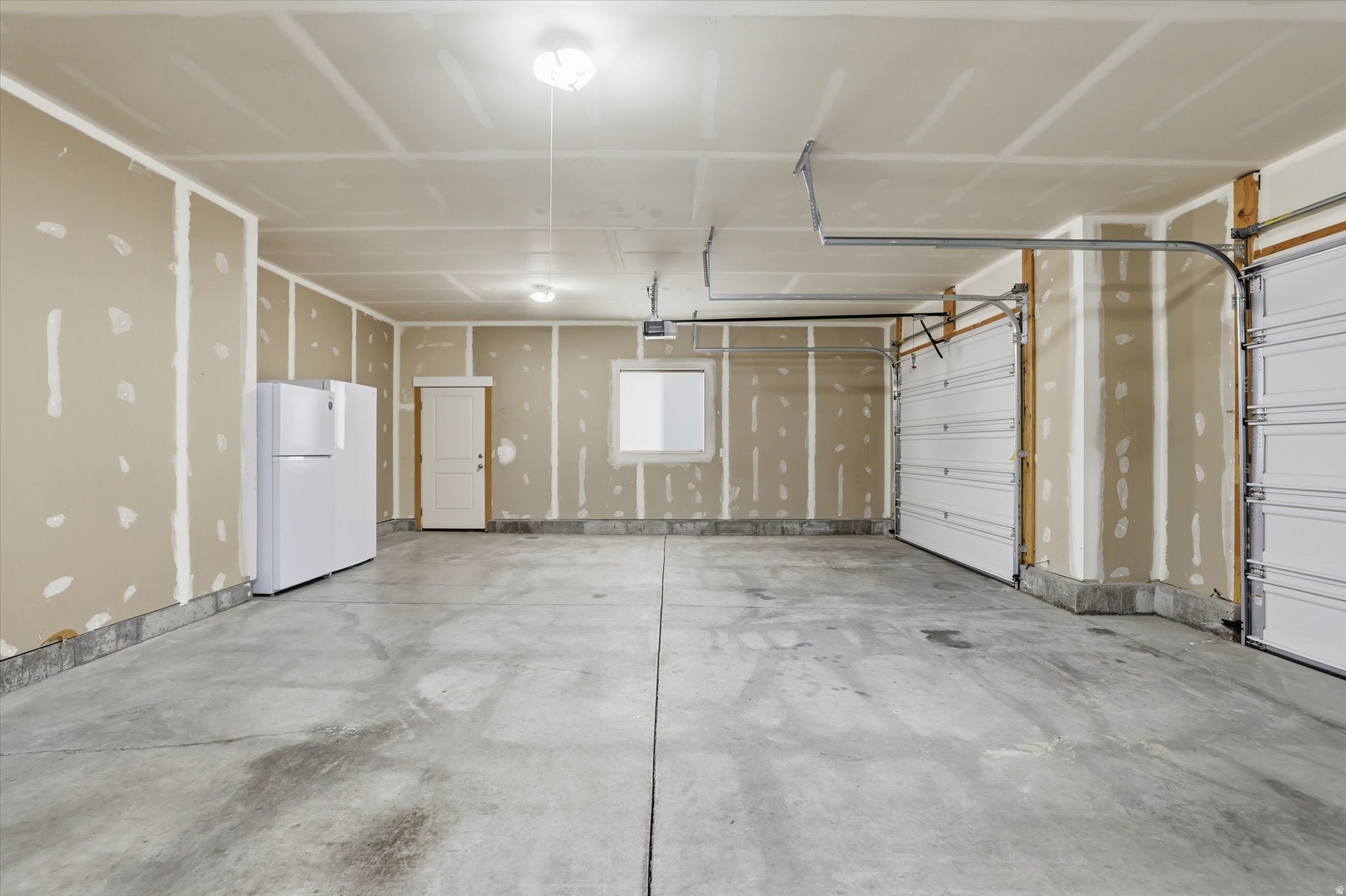 RIVERBEND ESTATES - Residential