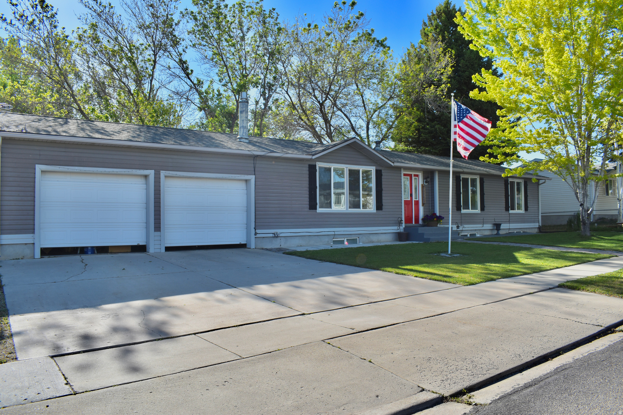 COTTONWOOD COVE - Residential