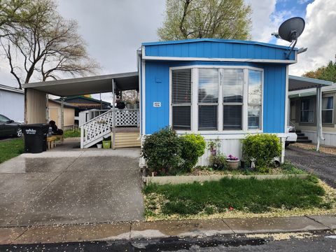 Photo of 4237 W 3225 S #21A, West Valley City, UT 84120 (MLS # 2150130)